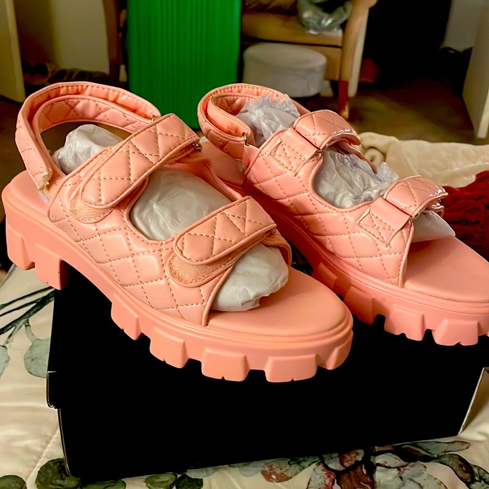 Never wore !!